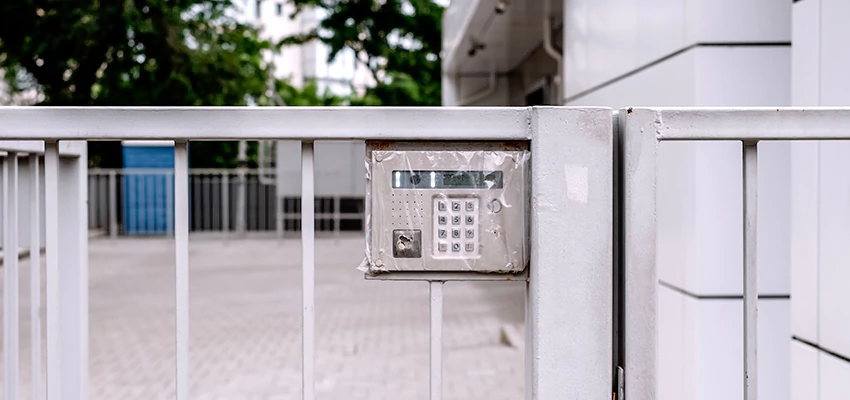 Gate Locks For Metal Gates in Orosi, California