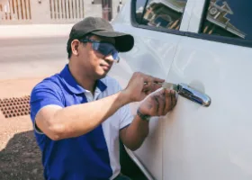 Car Locksmith in Orosi, CA